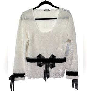 Alberto Makali White Textured Top w/ Black Bow Trim – NWT Size Large